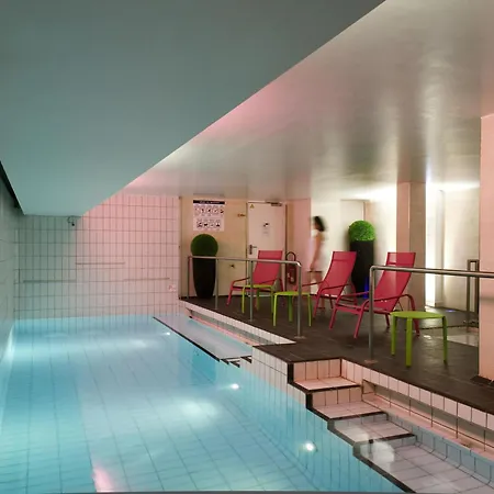 Adagio Centre Tour Eiffel Apartahotel
