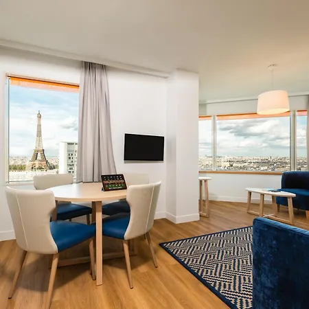 Adagio Centre Tour Eiffel Aparthotel 4*