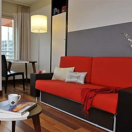 Adagio Centre Tour Eiffel Aparthotel