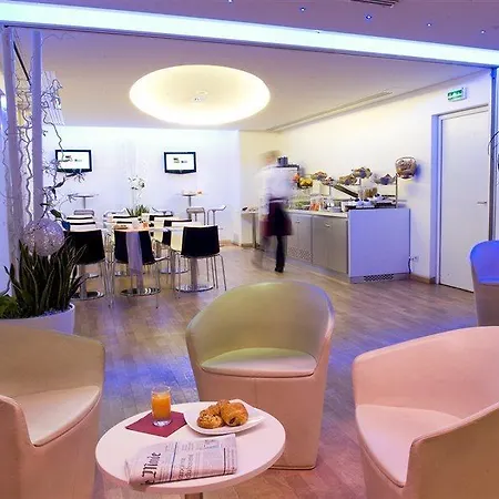 Adagio Centre Tour Eiffel Апарт-отель