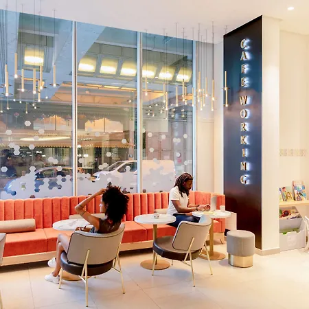 Adagio Centre Tour Eiffel Aparthotel