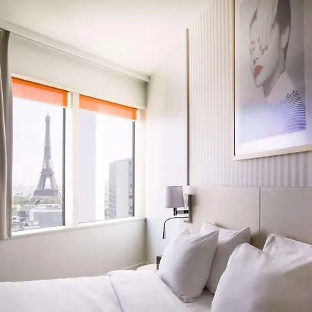 Adagio Centre Tour Eiffel 4* Paříž