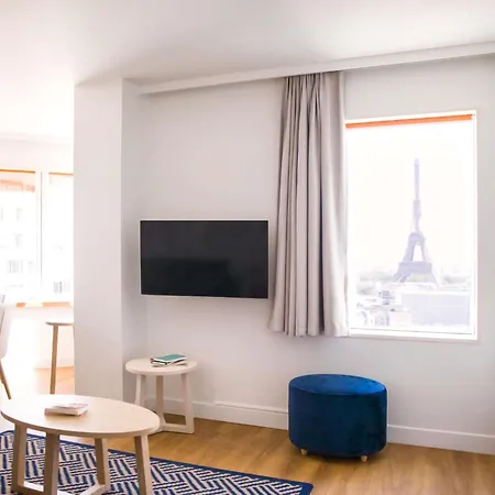 Adagio Centre Tour Eiffel 4* Paříž