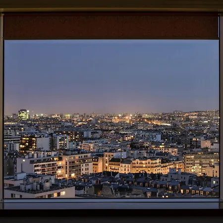 Adagio Centre Tour Eiffel 4* פריז