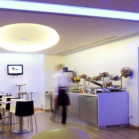 Апарт-отель Adagio Centre Tour Eiffel