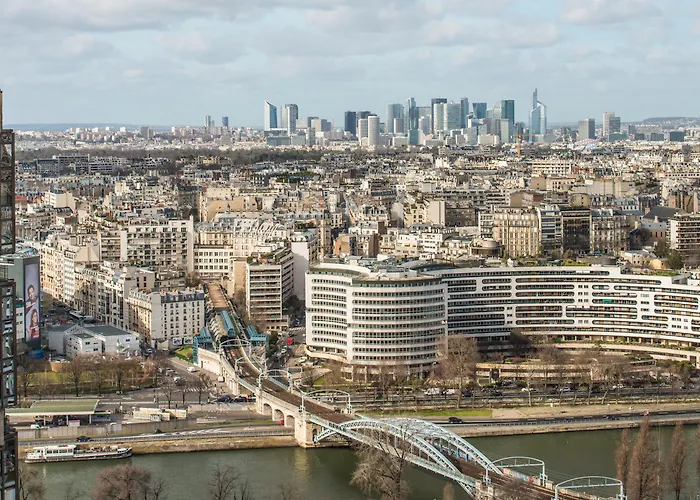 Adagio Centre Tour Eiffel París