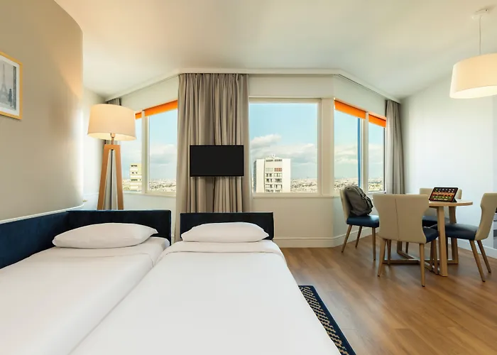 Adagio Centre Tour Eiffel 4* Paris