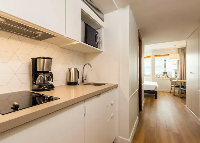 Lejlighedshotel Adagio Centre Tour Eiffel 4*