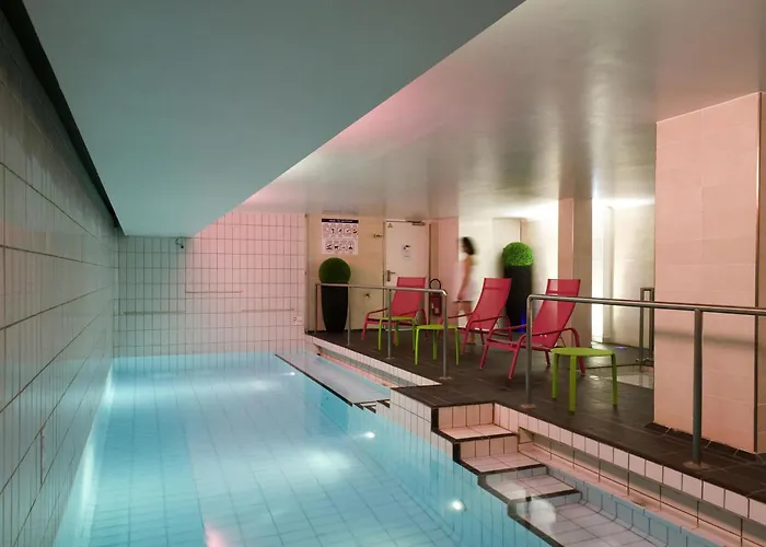 Adagio Centre Tour Eiffel 4* Париж